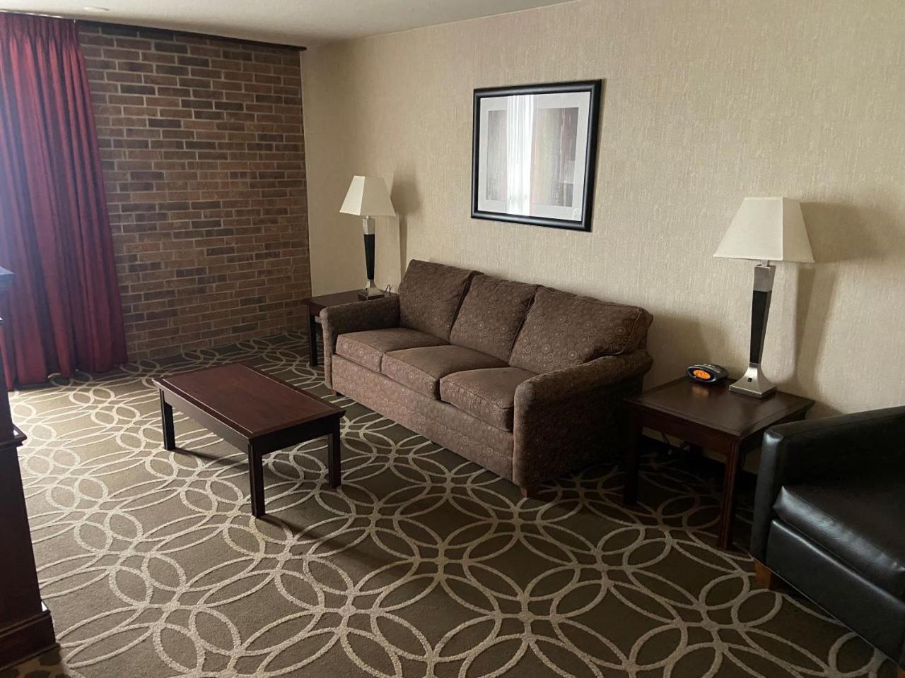 Hotel Lotus Kansas City Merriam Exterior photo